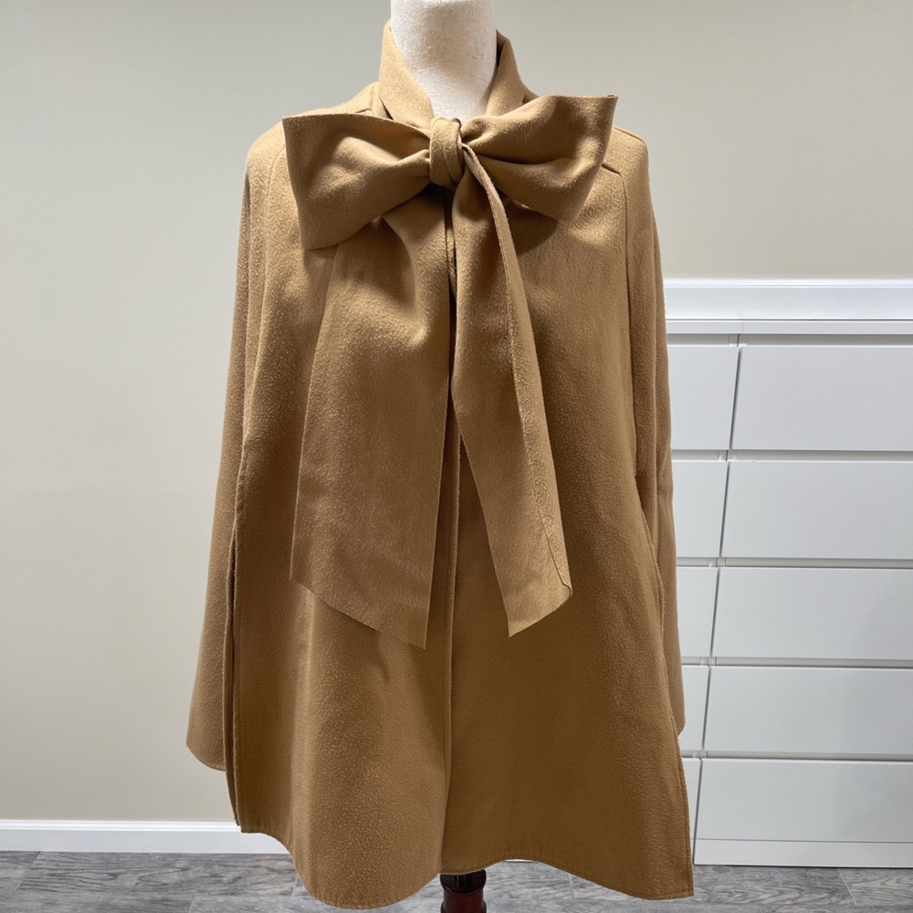 Elegant Tan Cape with Bow